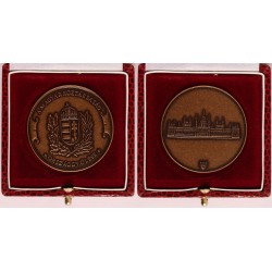 Magyar Köztársaság Országgyűlése bronz emlékérem