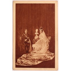 IV. Károly, Zita, Ottó trónörökös képeslap - Vörös-Kereszt Egylet