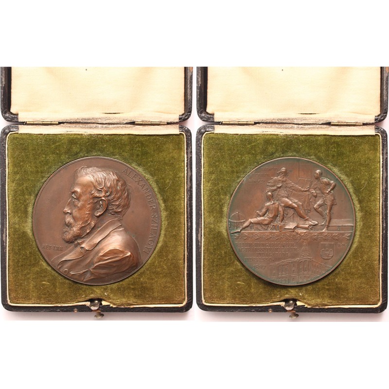 Szilágyi Sándor történész 70 éves bronzérem. 1897. A. Scharff, dobozban