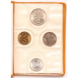 Műbőrtokos forgalmi sor 1976