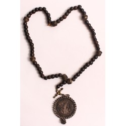 I. Lipót tallér 1691 KB korabeli rózsafüzérbe foglalva