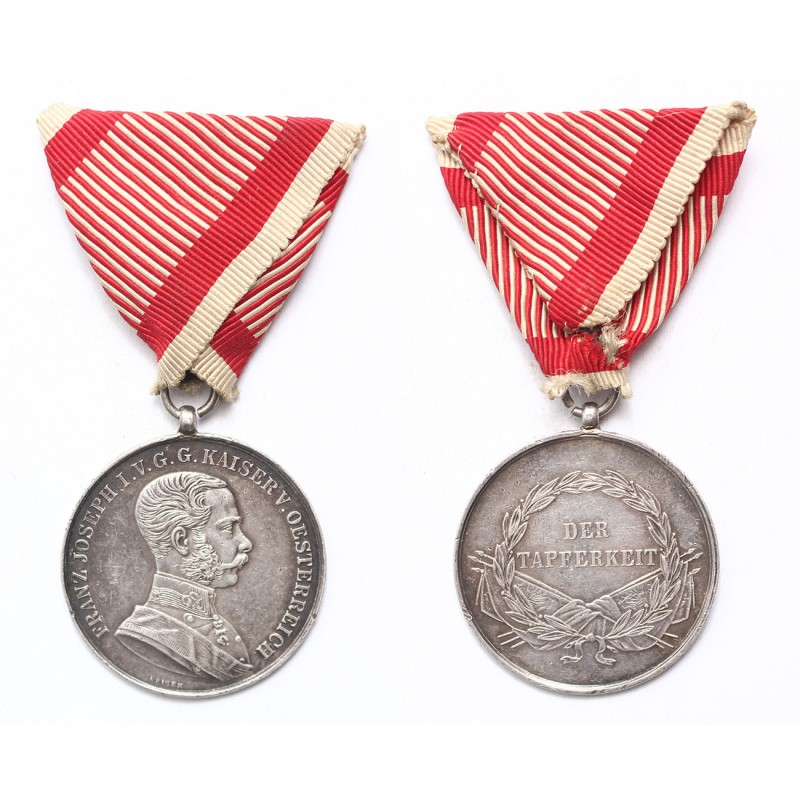 FJ Nagyezüst vitézségi érem