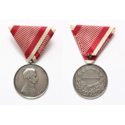 Károly nagyezüst vitézségi érem