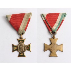 Horthy II. osztályú tiszti szolgálati jel