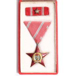 MNK érdemérem arany fokozata miniatűrrel dobozában