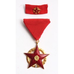 Vörös csillag érdemrend 1957