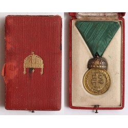Horthy bronz Signum Laudis zöld szalagon dobozában