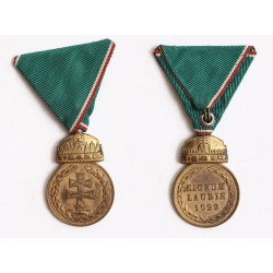 Horthy Bronz Signum Laudis béke-katonai szalagon