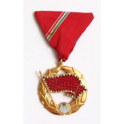 Vörös Zászló Érdemrend 1953 (43 adományozás)